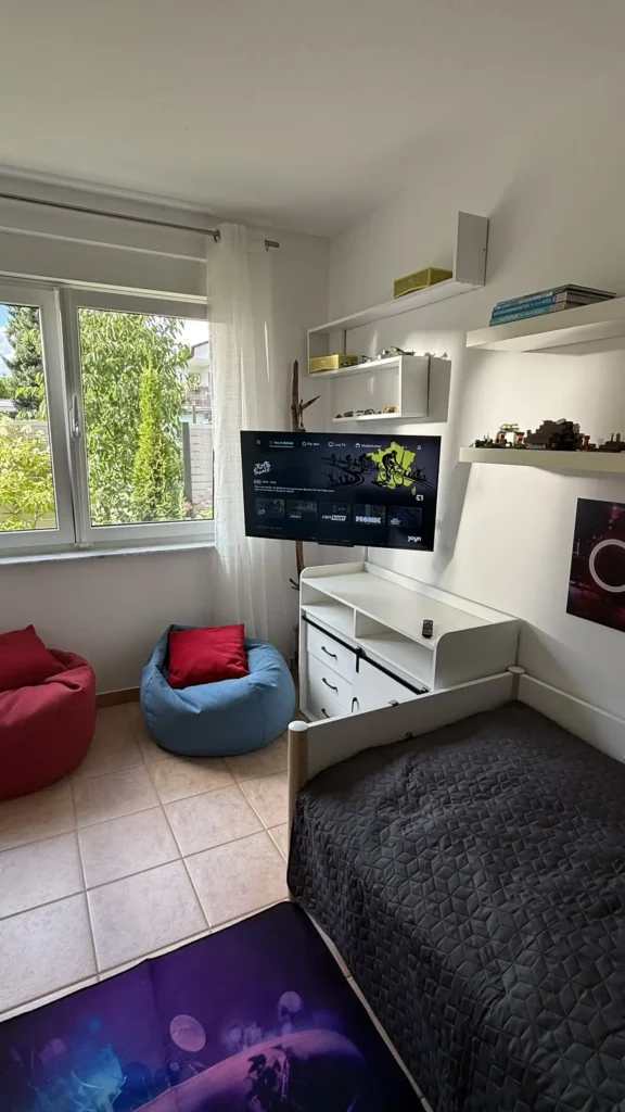 Schlafzimmer 2