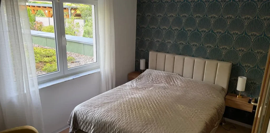 Schlafzimmer 1